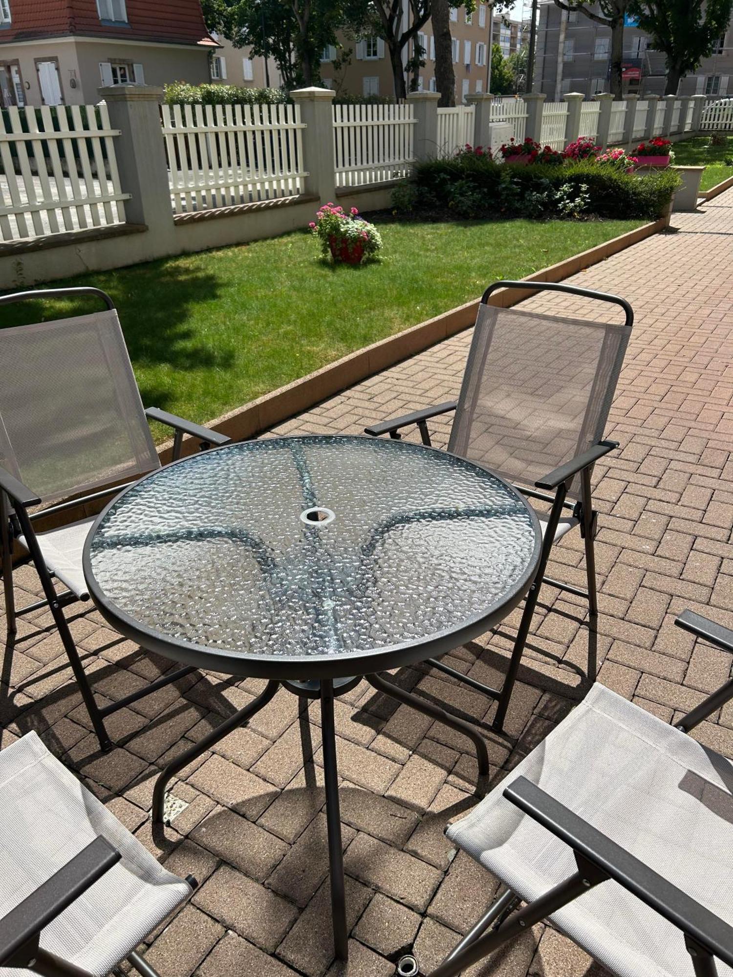 Apartment T3 Tres Calme - Le Bartholdi - Centre De